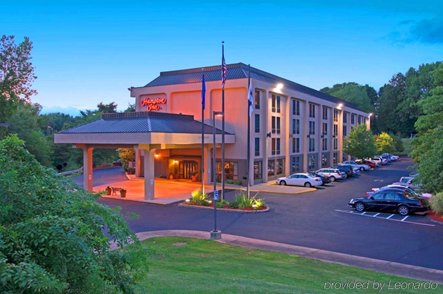 Red Roof Inn Meriden Ct Exterior photo