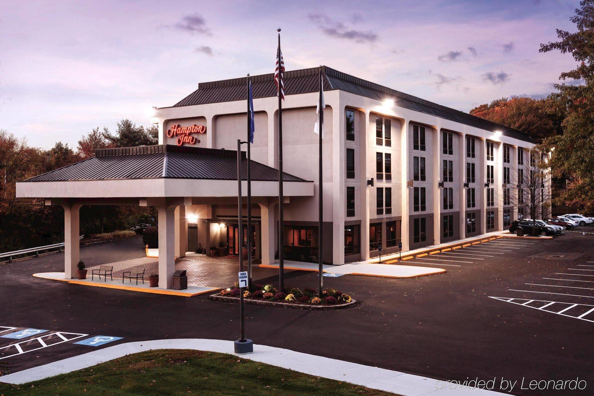 Red Roof Inn Meriden Ct Exterior photo